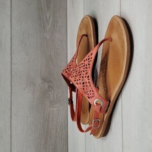 Ugg Australia Women T strap Leather Thong Sandals Flats shoes sz 10